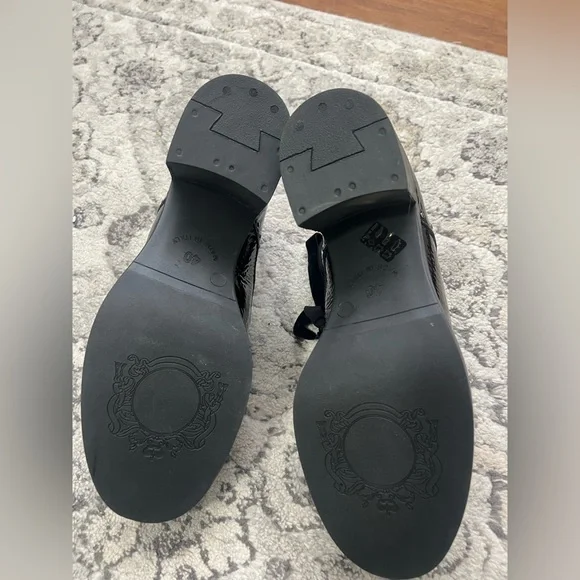 Patent Leather Oxford Italian Shoes - Picture 5 of 5